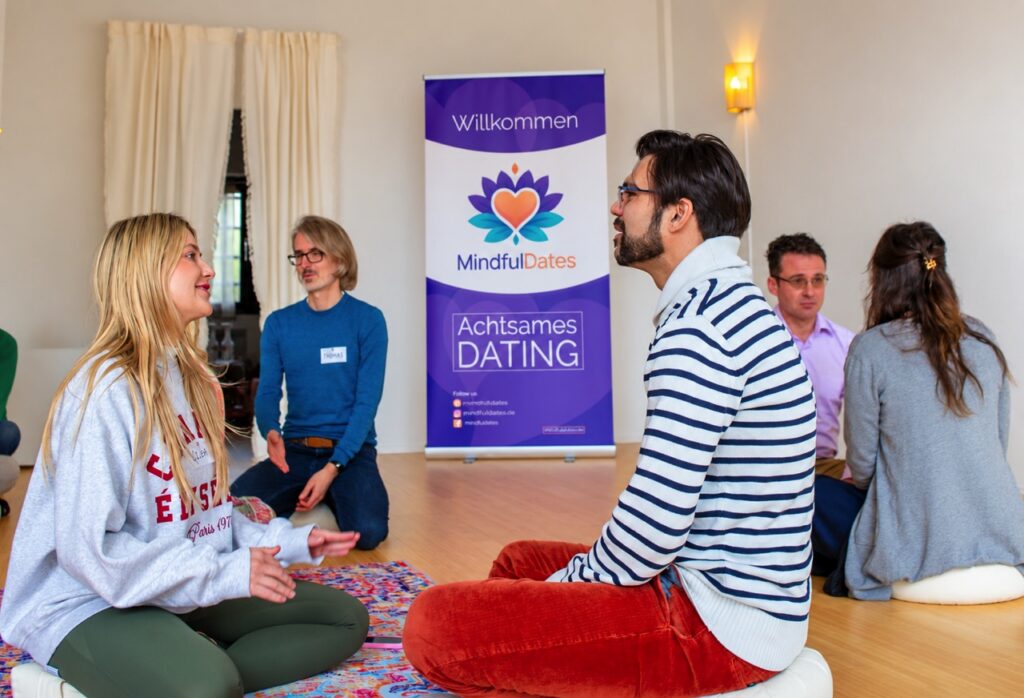 Achtsames Dating Unterhaltung